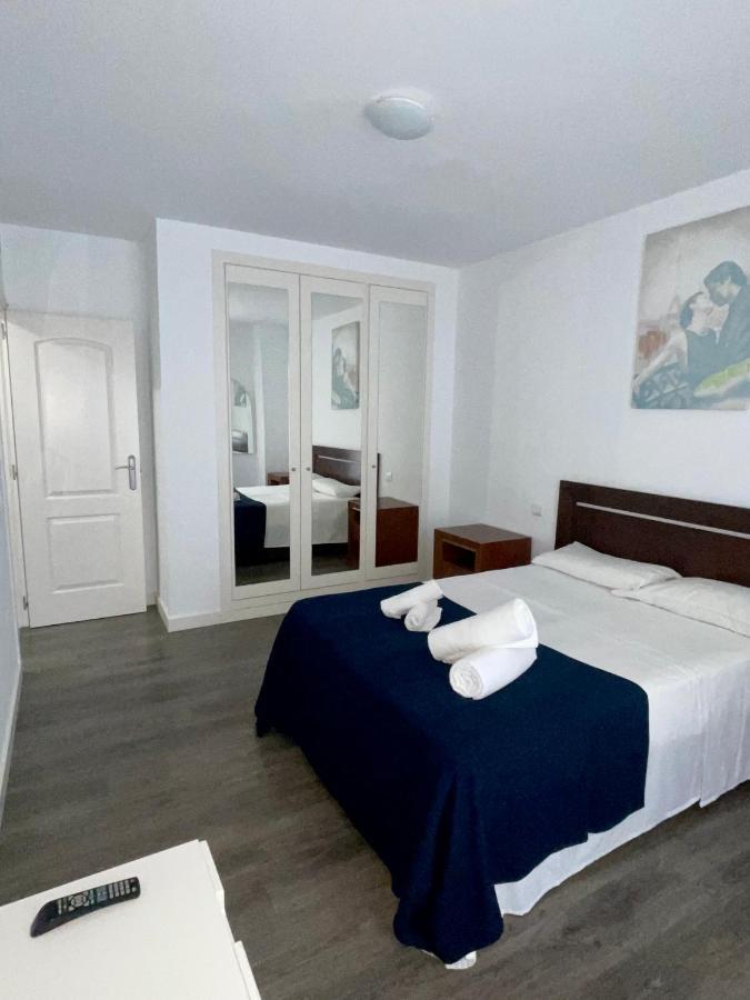 2 Bedroom Apartment Benalmádena Kültér fotó